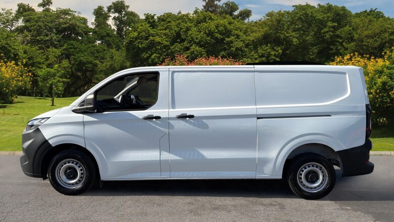 Ford Transit Custom 300 L2 Diesel Fwd 2.0 EcoBlue 110ps H1 Van Leader